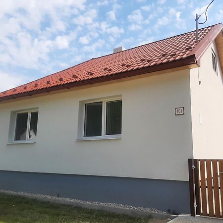 Villa Babickin Dom Medzilaborce Exterior foto